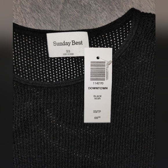 Sunday Best Downtown Top - Picture 4 of 7